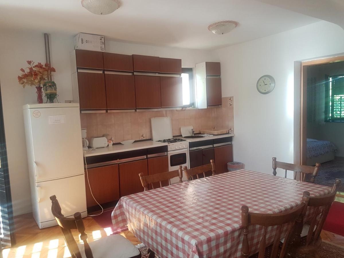 Villa Maja Omišalj Oda fotoğraf
